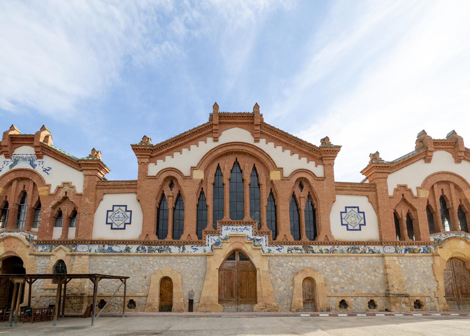 Wine Tasting (Catedral del vi del Pinell de Brai)